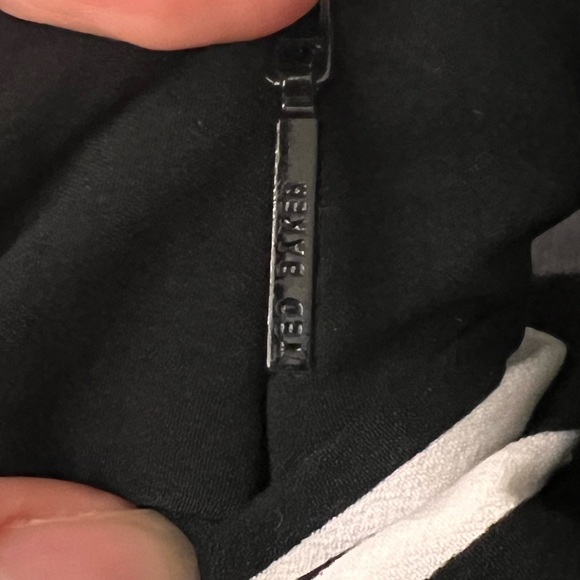 NWOT- Ted Baker - size 1- Wide Leg Pants Trousers - Dandelion Floral on Black - Picture 6 of 7